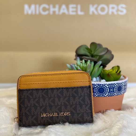 Authentic Michael kors - Picture 3 of 3